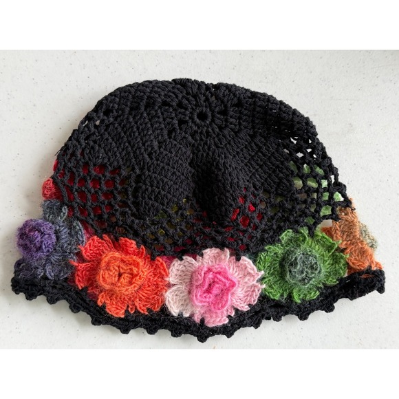 Flower Crochet Reversible VTG Beanie Hat Knitted Multicolor Lightweight Women's - Picture 3 of 4